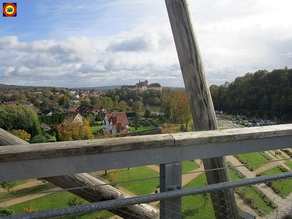 Blaue 24-07.jpg - Vom Turm  Blick auf die Burg.